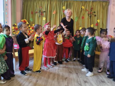 "Под гъбката" - втора група "Зайчета" - ДГ 44 Калина - София